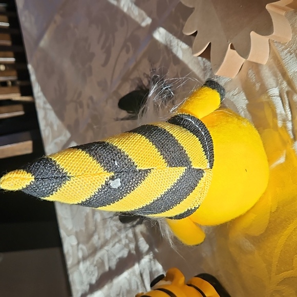 📣Yellow and Black Gnome Spring Decor Set - Picture 10 of 11